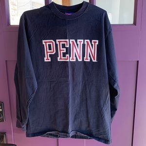 Mens medium University Of Penn long sleeve Champion shirt